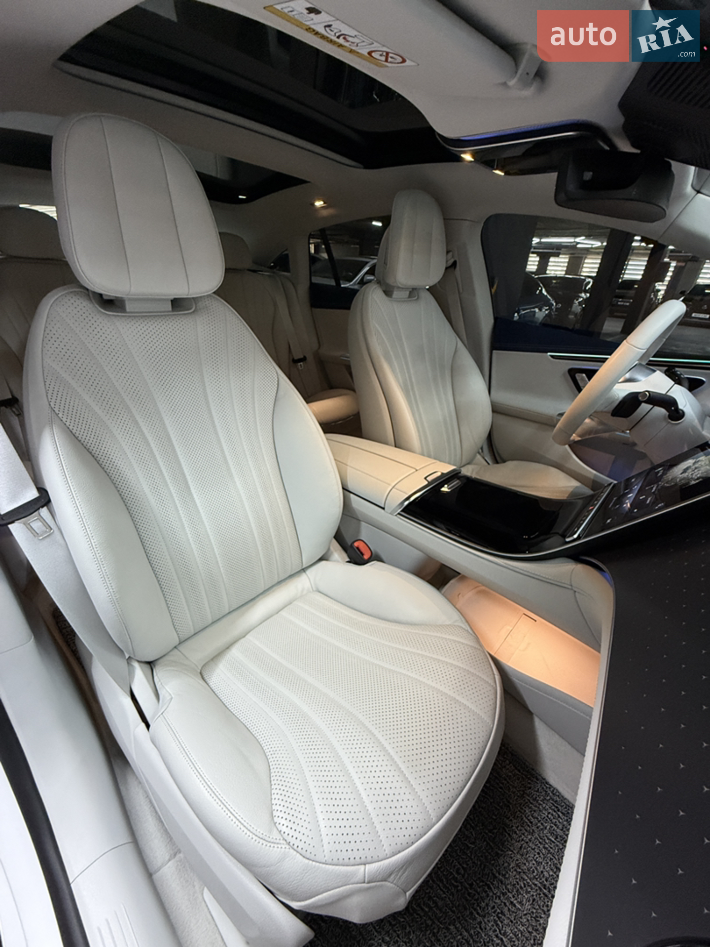 2023 Mercedes-Benz EQE - мініатюра 23