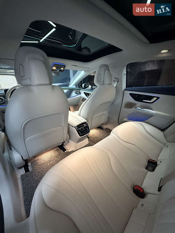 Седан Mercedes-Benz EQE 2023 в Одесі