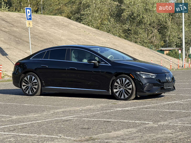 Седан Mercedes-Benz EQE 2022 в Києві