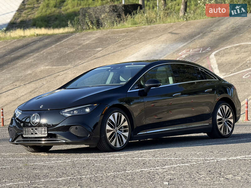Седан Mercedes-Benz EQE 2022 в Києві