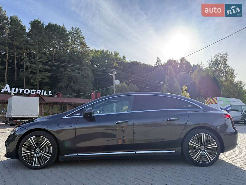 Седан Mercedes-Benz EQE 2022 в Ровно