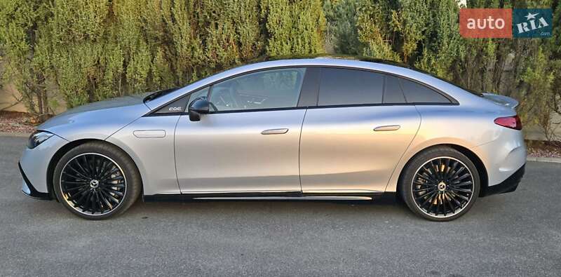 Седан Mercedes-Benz EQE 2023 в Киеве