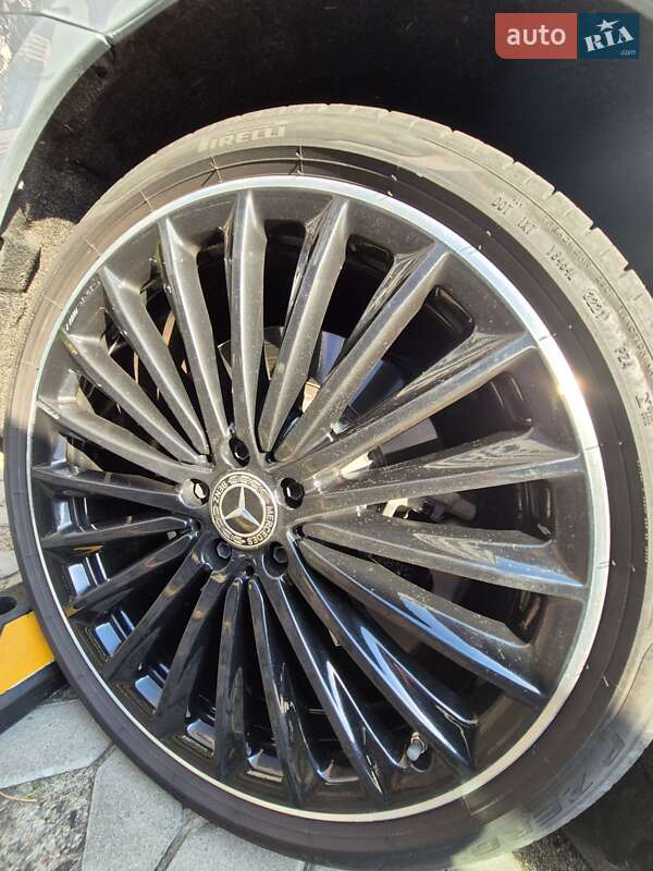 Седан Mercedes-Benz EQE 2023 в Киеве