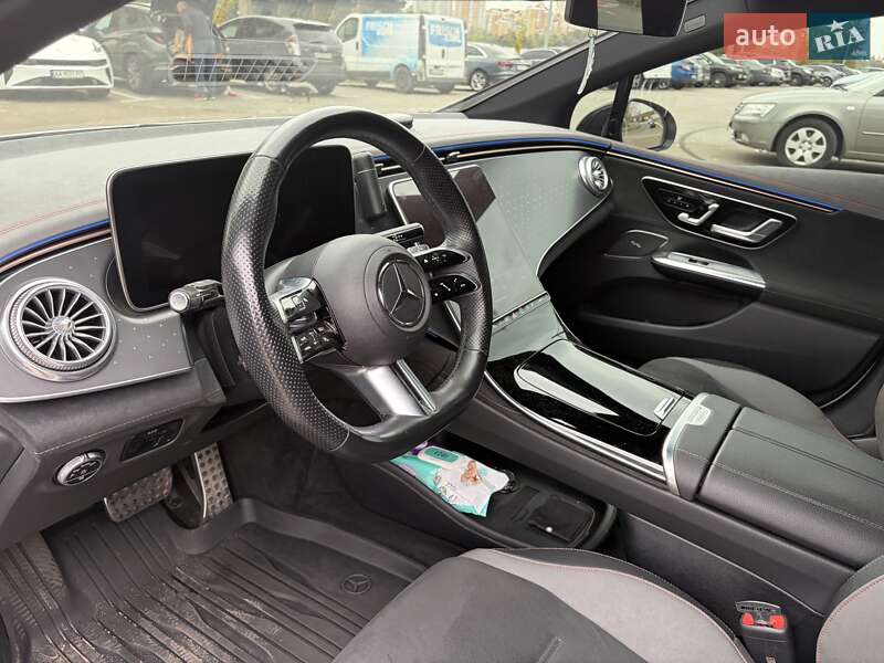 Седан Mercedes-Benz EQE 2022 в Киеве