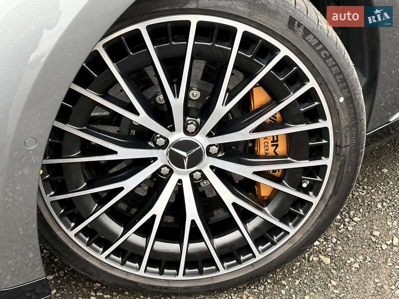 Седан Mercedes-Benz EQE 2023 в Киеве