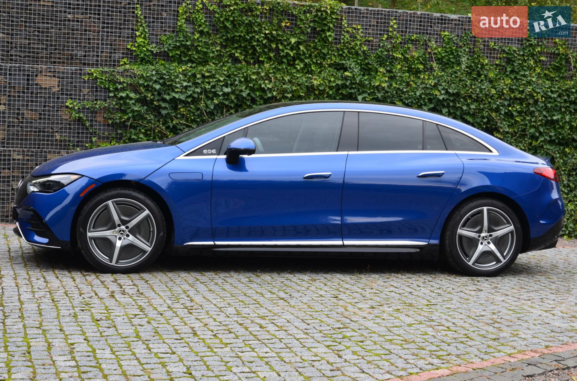 2022 Mercedes-Benz EQE - мініатюра 19