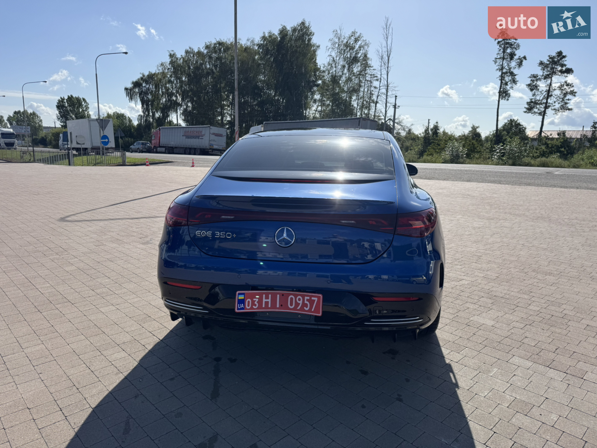 2022 Mercedes-Benz EQE - мініатюра 24