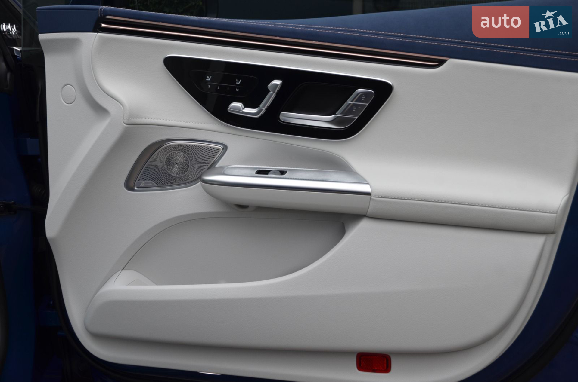2022 Mercedes-Benz EQE - мініатюра 30