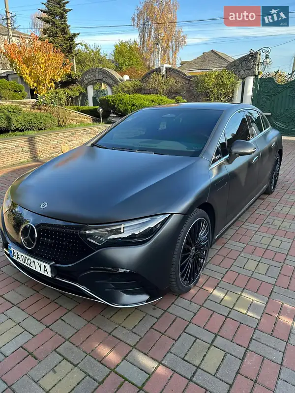 Mercedes-Benz EQE