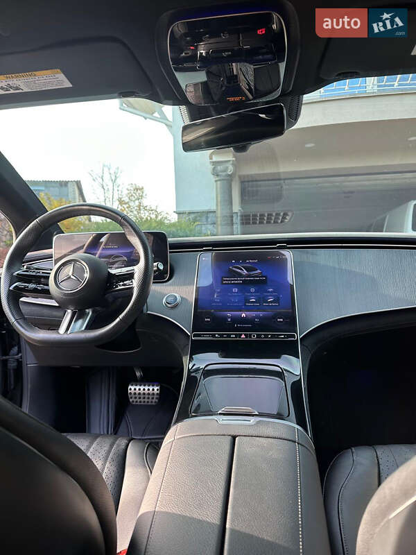 Седан Mercedes-Benz EQE 2023 в Киеве
