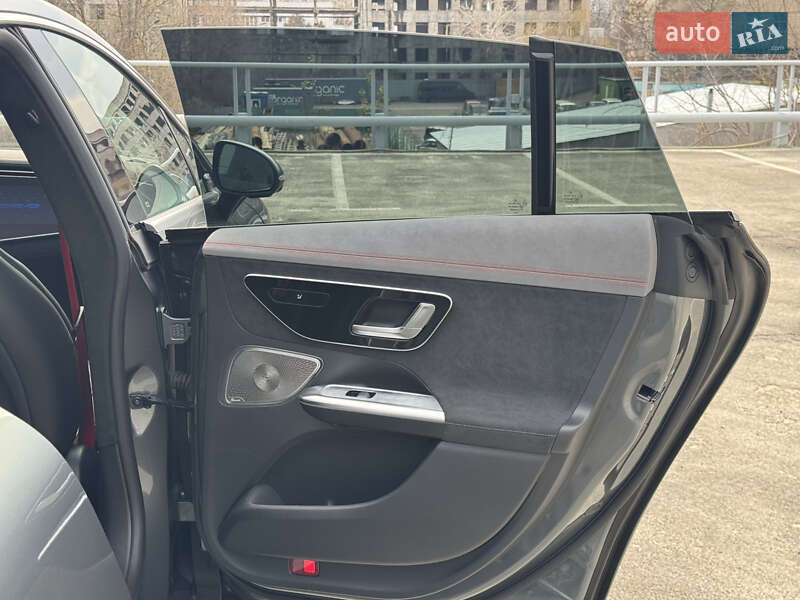 Седан Mercedes-Benz EQE 2022 в Киеве фото 31 Седан Mercedes-Benz EQE 2022 в Киеве