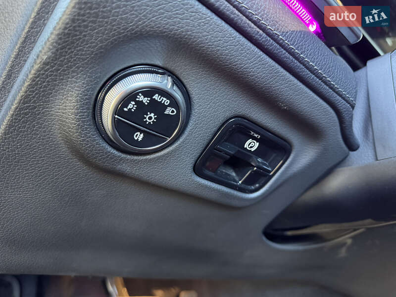 Седан Mercedes-Benz EQE 2023 в Киеве