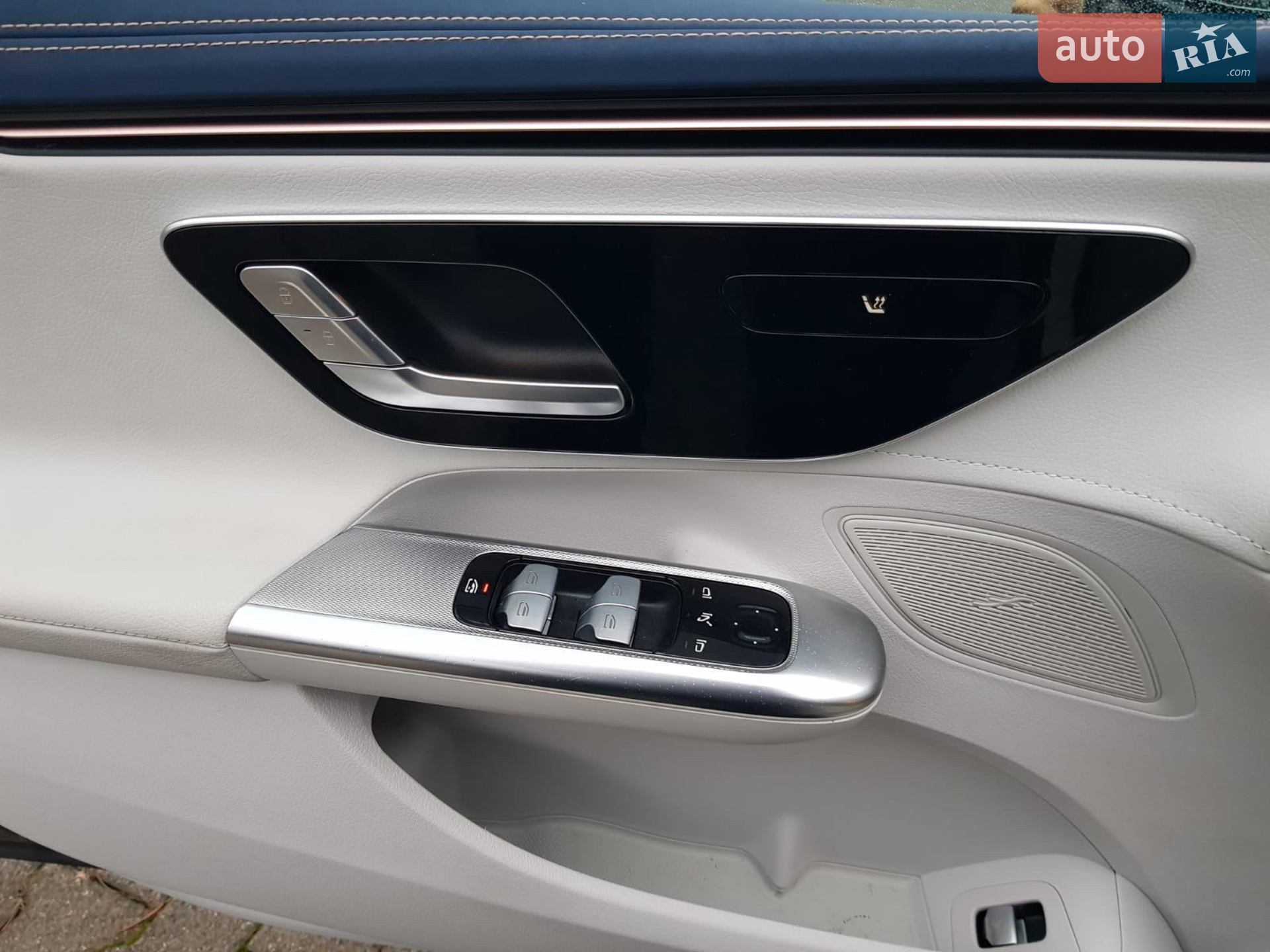 2023 Mercedes-Benz EQE - мініатюра 15