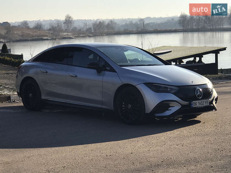 Седан Mercedes-Benz EQE 2023 в Рівному