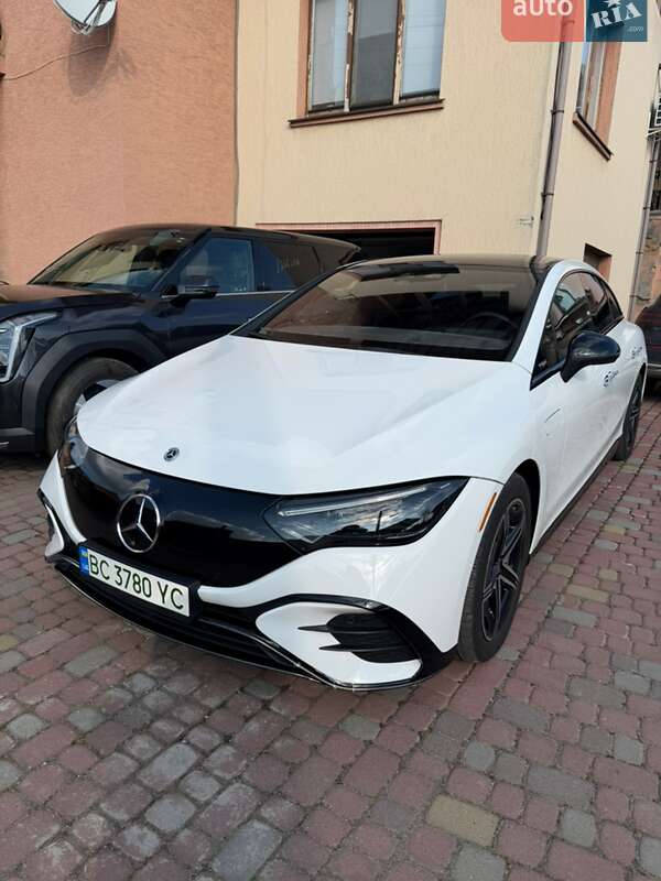 Mercedes-Benz EQE 2022