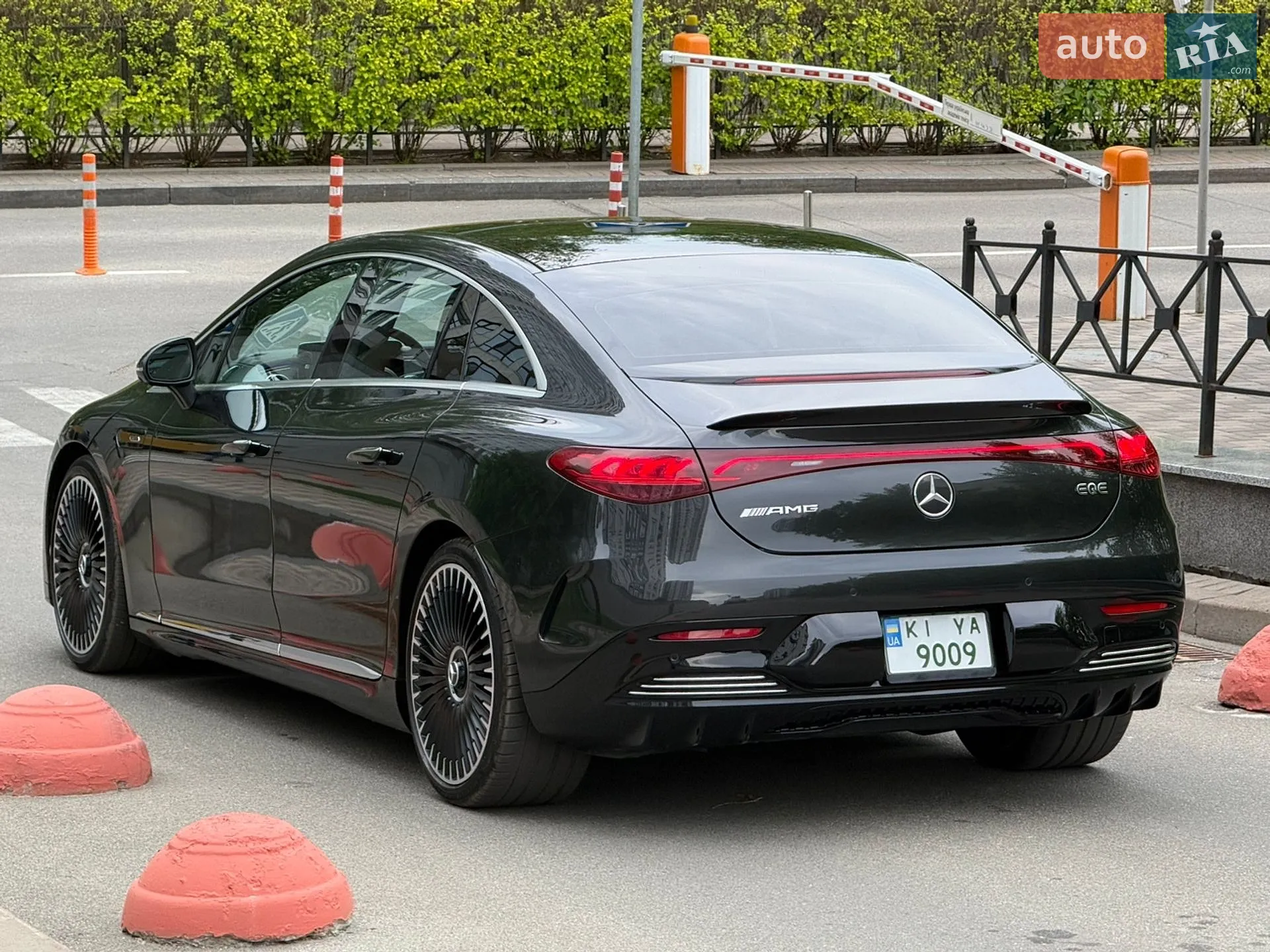 2022 Mercedes-Benz EQE - мініатюра 6