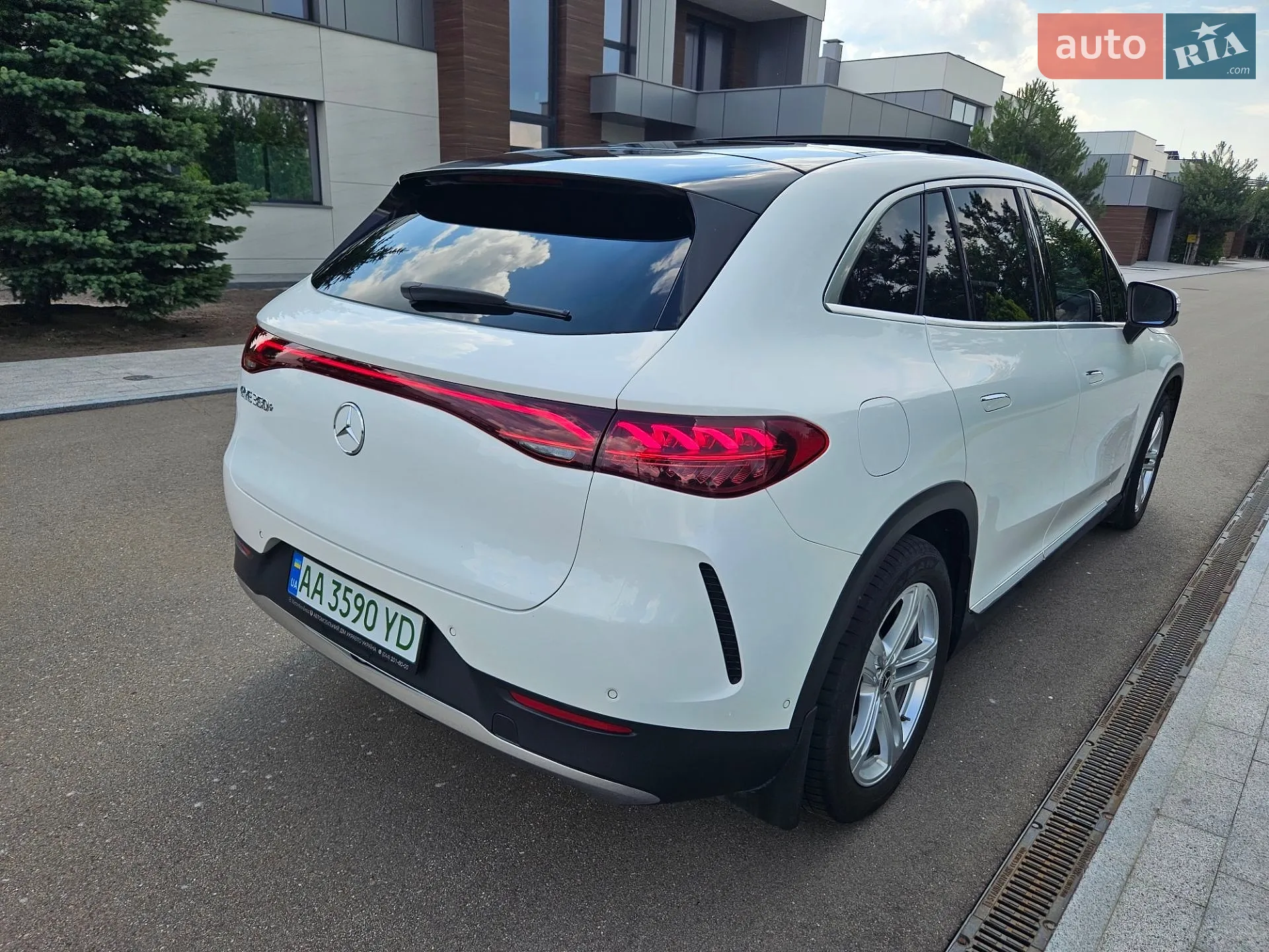 2023 Mercedes-Benz EQE - мініатюра 20
