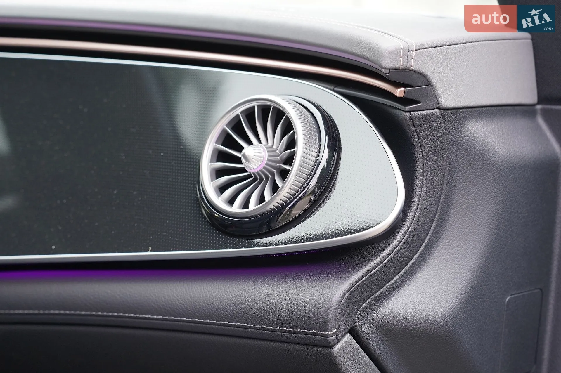2024 Mercedes-Benz EQE - мініатюра 18
