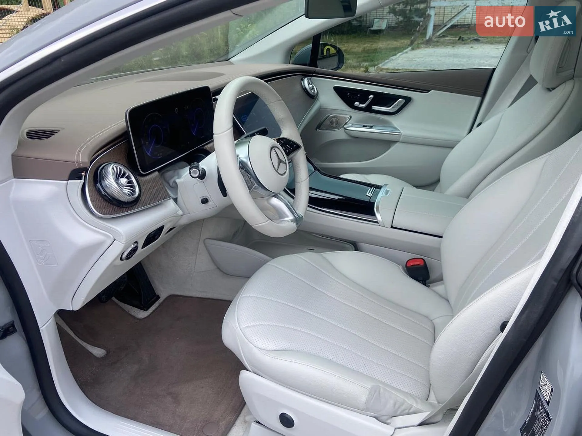 2024 Mercedes-Benz EQE - мініатюра 26