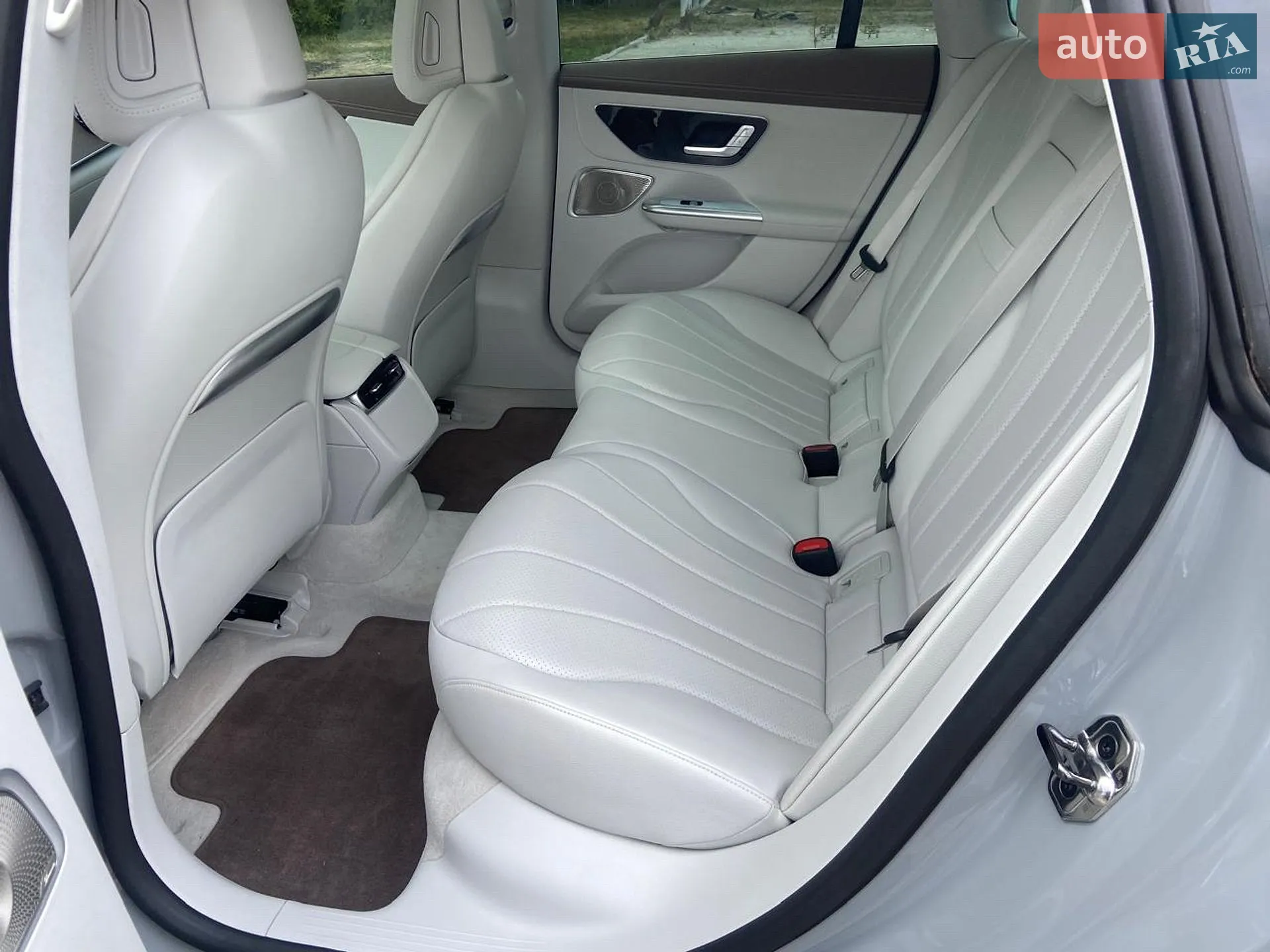 2024 Mercedes-Benz EQE - мініатюра 31