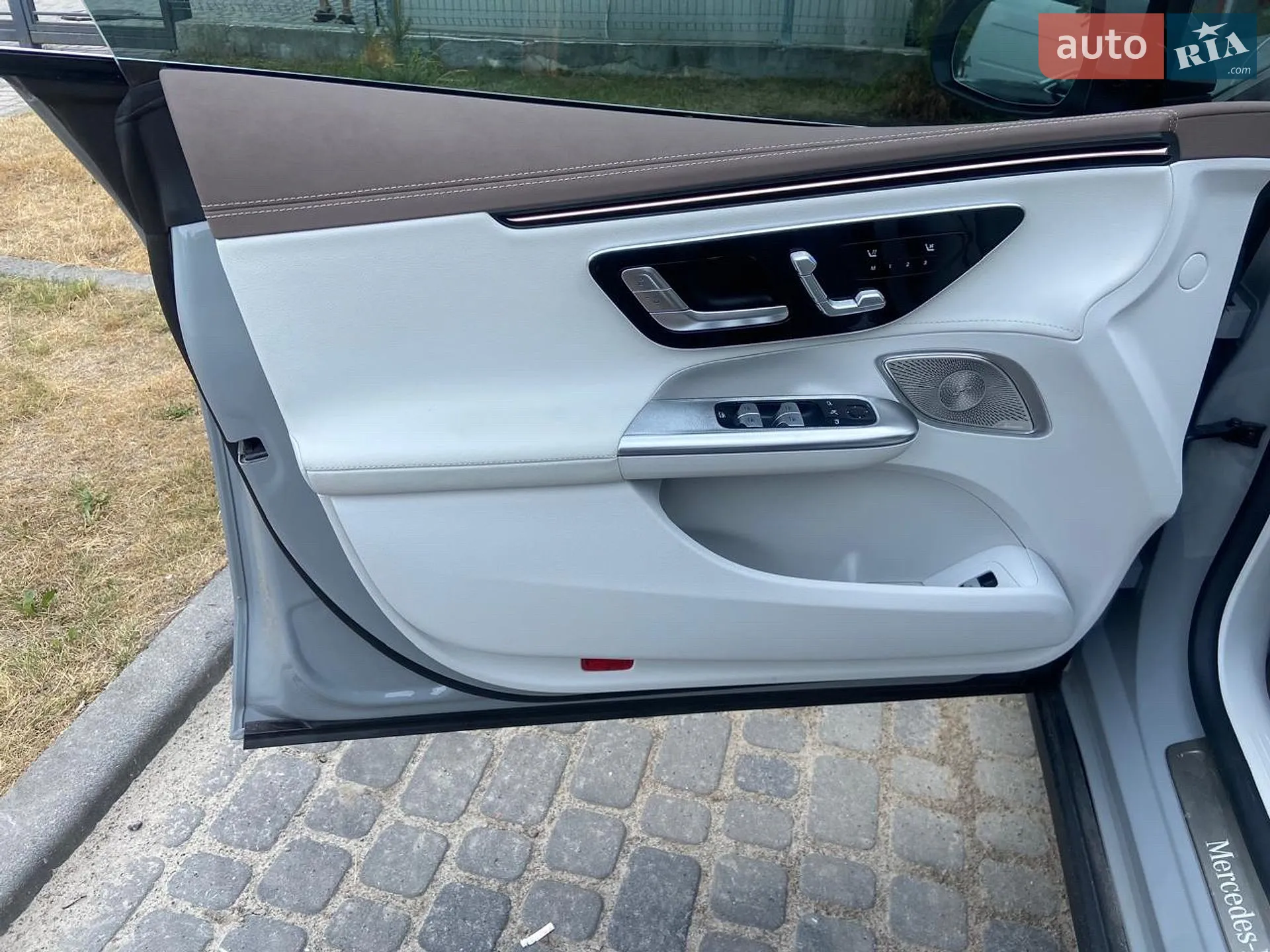 2024 Mercedes-Benz EQE - мініатюра 32
