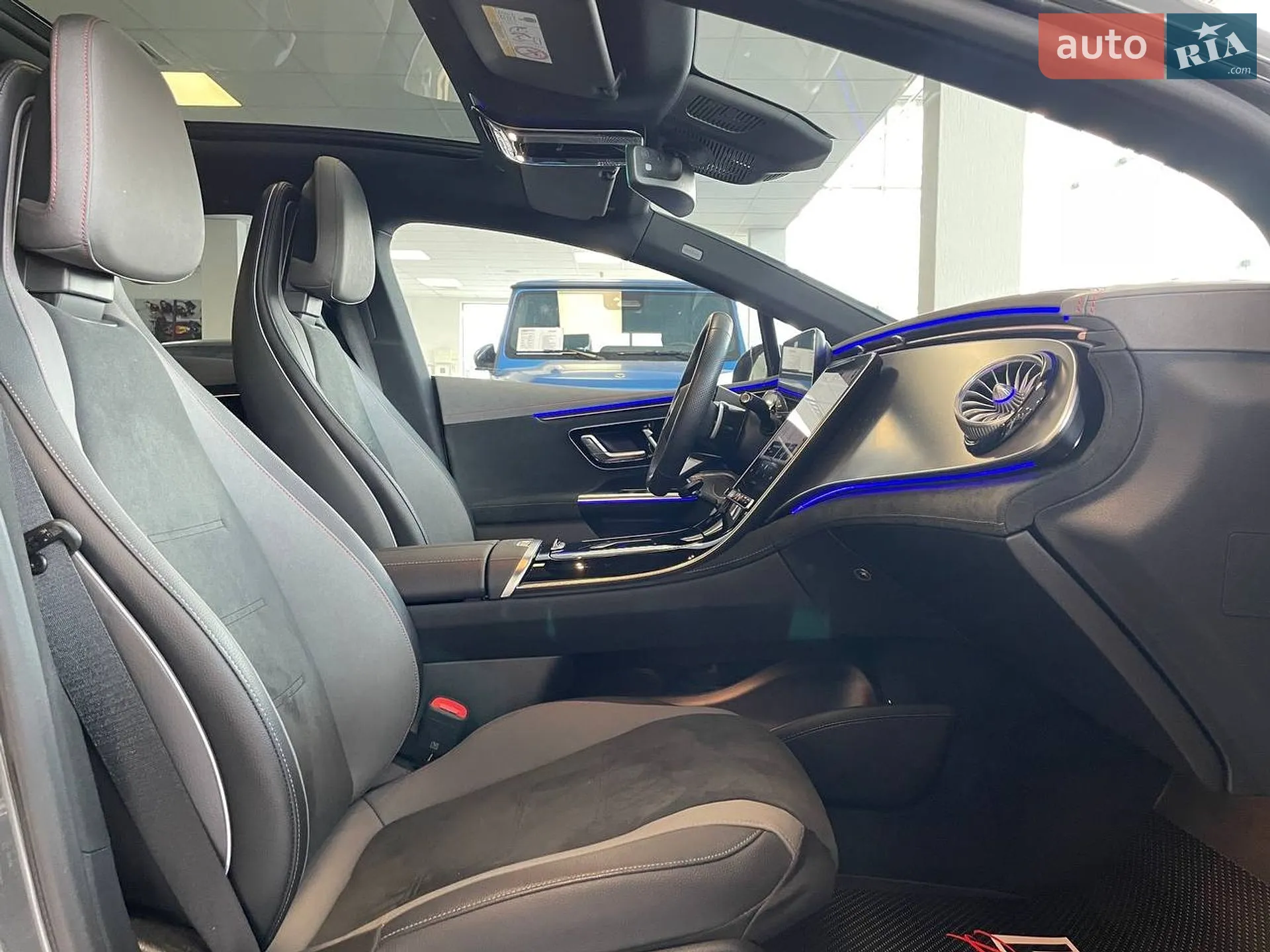 2023 Mercedes-Benz EQE - мініатюра 26