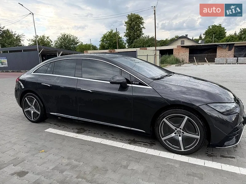 Mercedes-Benz EQE