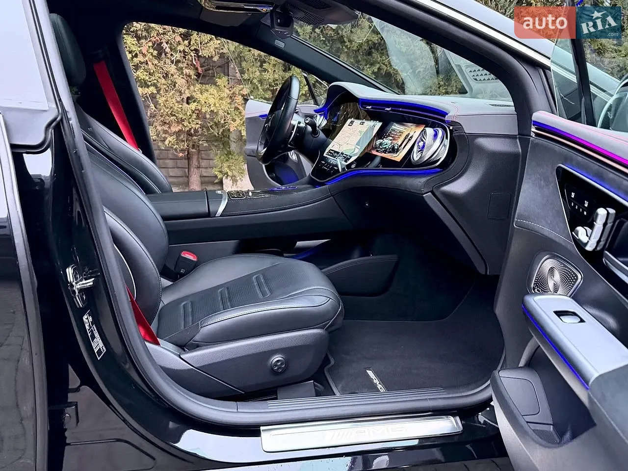 2022 Mercedes-Benz EQE - мініатюра 40