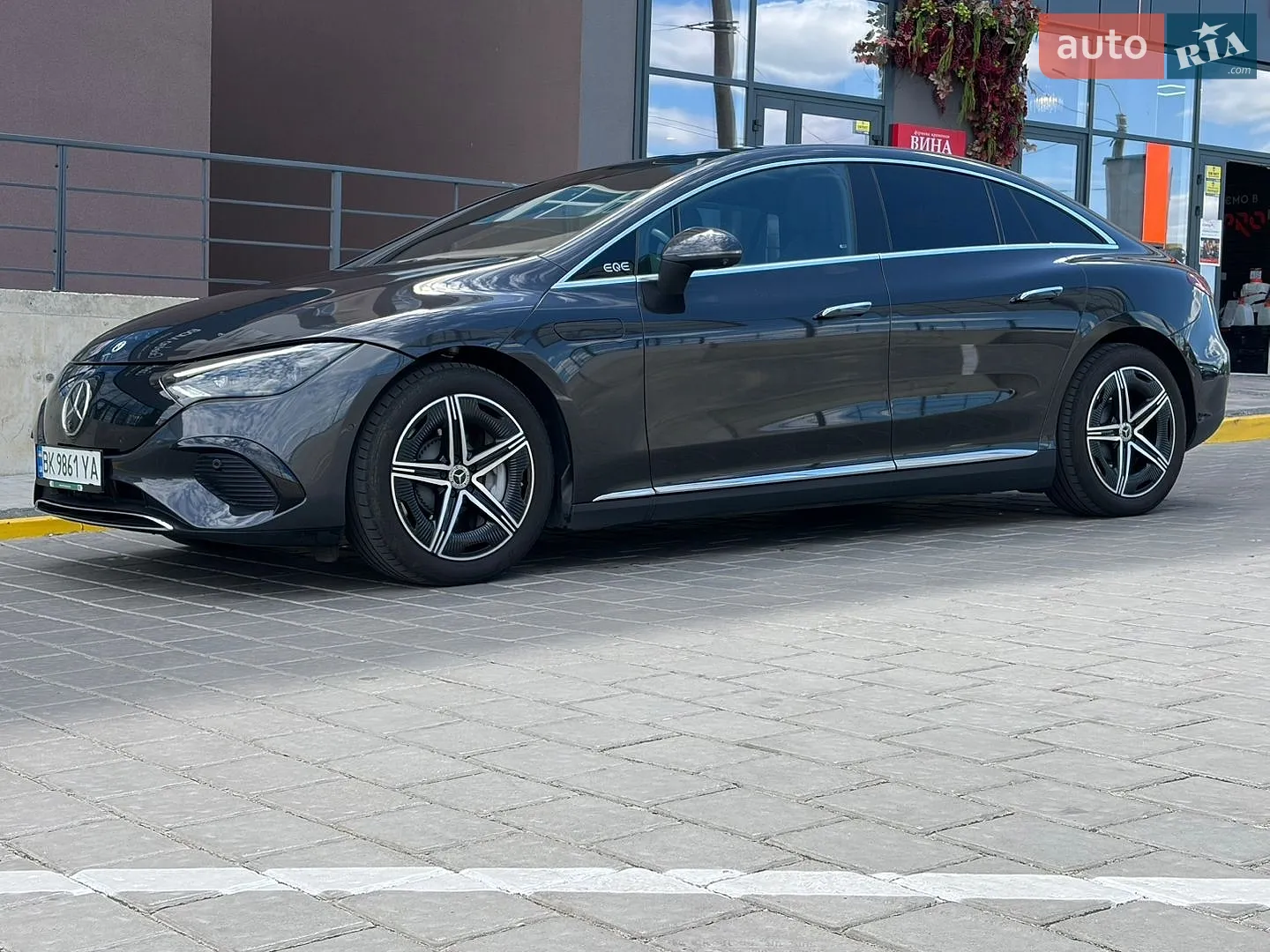 2022 Mercedes-Benz EQE - мініатюра 5