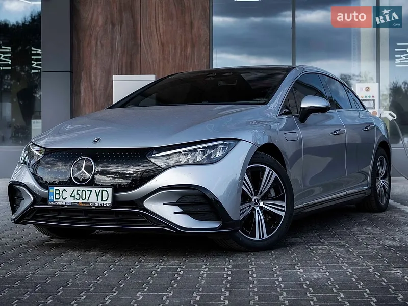Mercedes-Benz EQE