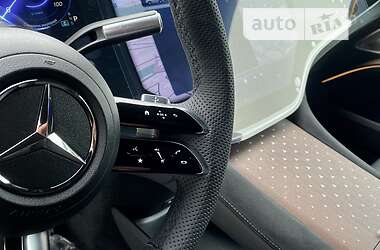Позашляховик / Кросовер Mercedes-Benz EQS SUV 2023 в 