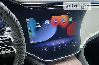 Позашляховик / Кросовер Mercedes-Benz EQS SUV 2023 в 