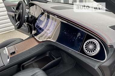 Позашляховик / Кросовер Mercedes-Benz EQS SUV 2023 в 
