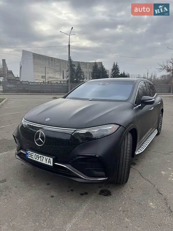 Mercedes-Benz EQS SUV