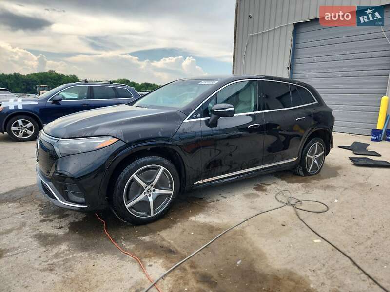 Mercedes-Benz EQS SUV 2023