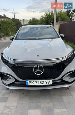 Седан Mercedes-Benz EQS SUV 2023 в Рівному