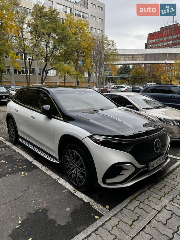 Mercedes-Benz EQS SUV 2024
