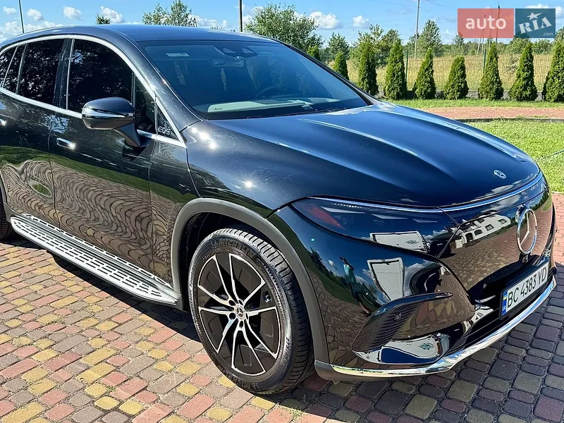 Mercedes-Benz EQS SUV