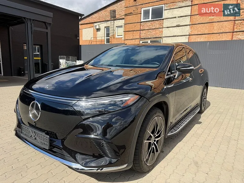 Mercedes-Benz EQS SUV