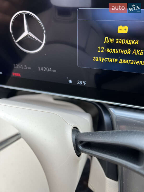 Седан Mercedes-Benz EQS 2022 в Києві