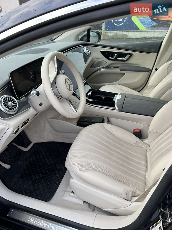 Седан Mercedes-Benz EQS 2022 в Києві