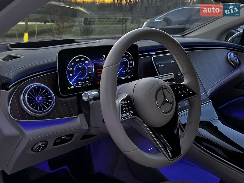 Седан Mercedes-Benz EQS 2021 в Ровно