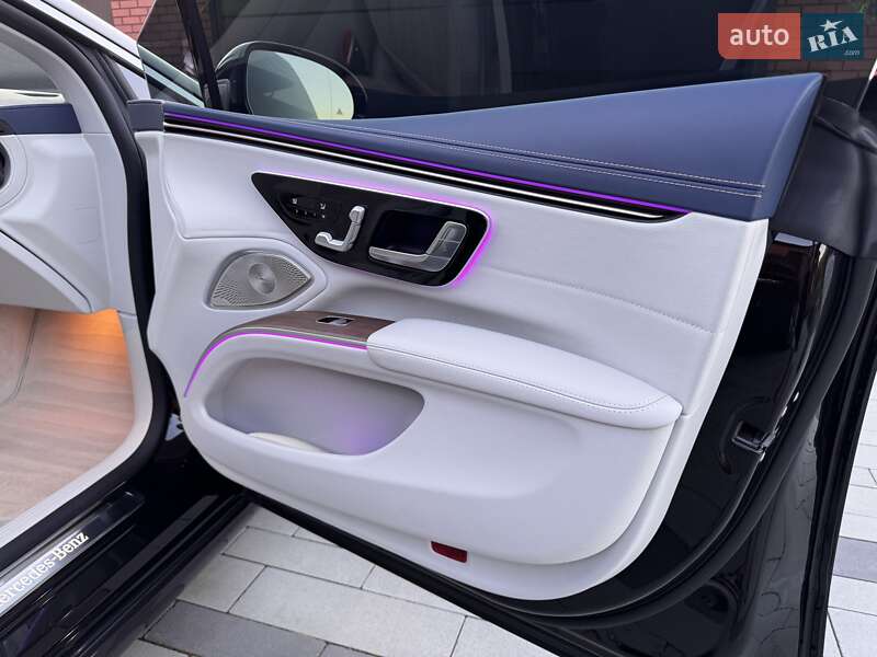 Седан Mercedes-Benz EQS 2022 в Луцке