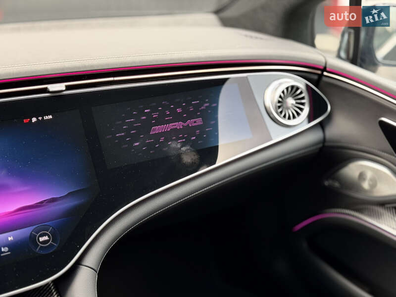 Седан Mercedes-Benz EQS 2022 в Киеве