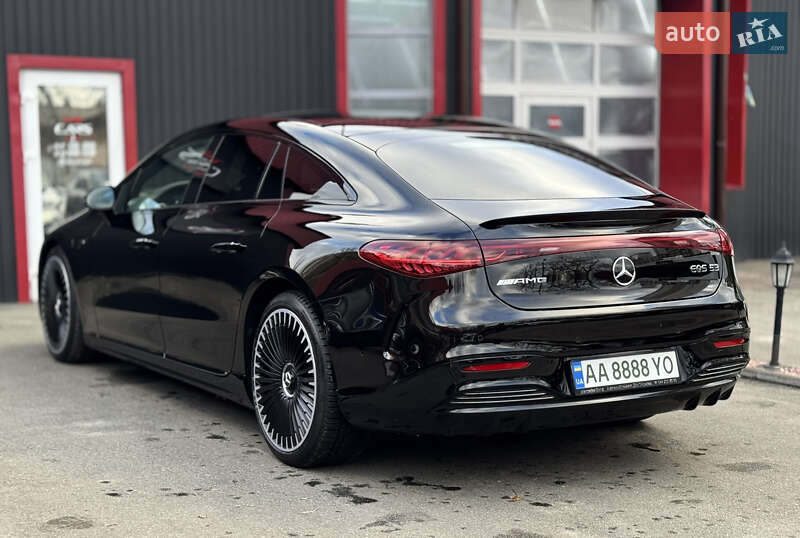 Седан Mercedes-Benz EQS 2022 в Киеве