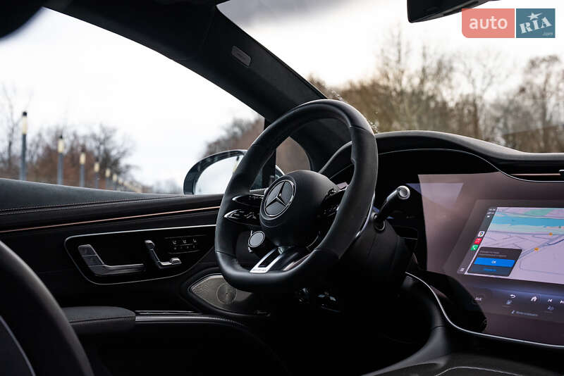 Седан Mercedes-Benz EQS 2022 в Киеве
