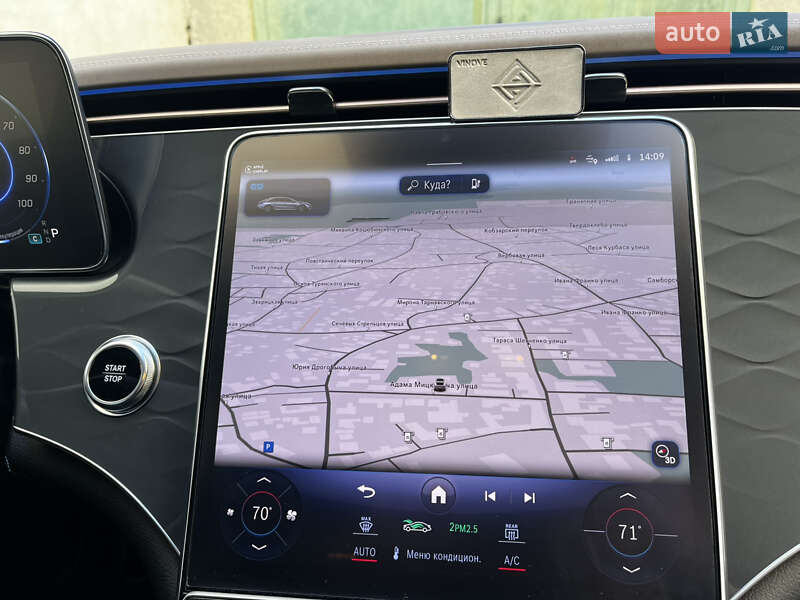 Седан Mercedes-Benz EQS 2022 в Дрогобыче