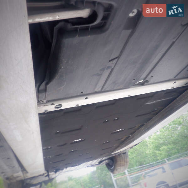 Седан Mercedes-Benz EQS 2022 в Дрогобыче