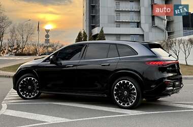 Седан Mercedes-Benz EQS 2023 в 