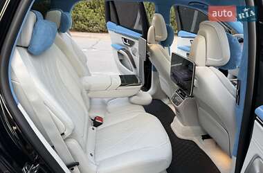 Седан Mercedes-Benz EQS 2023 в 